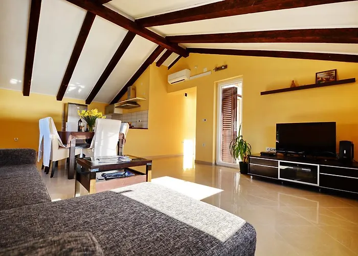 Apartment Sol Soline (Dalmatia)