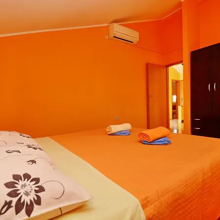 Apartman Sol *
