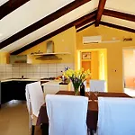 Sol Apartment
